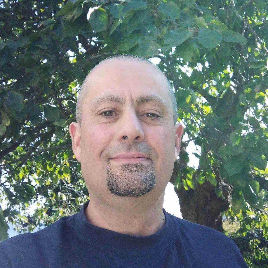 Søger venskaber til gåture og hygge