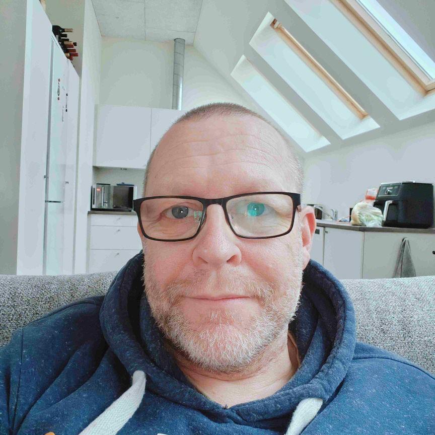 Søger veninder/venner